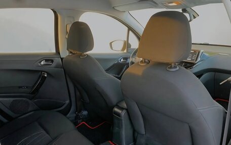 Peugeot 208 II, 2013 год, 750 000 рублей, 18 фотография