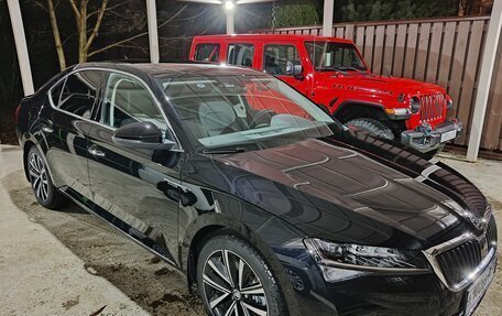 Skoda Superb III рестайлинг, 2024 год, 4 500 000 рублей, 3 фотография