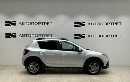 Renault Sandero II рестайлинг, 2019 год, 999 000 рублей, 8 фотография