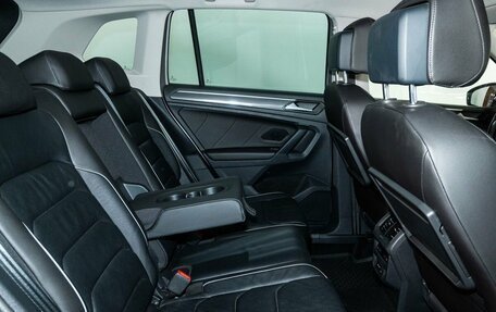 Volkswagen Tiguan II, 2019 год, 2 699 000 рублей, 8 фотография