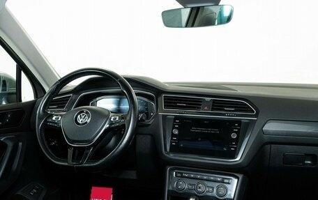 Volkswagen Tiguan II, 2019 год, 2 699 000 рублей, 9 фотография