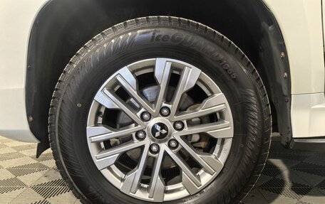 Mitsubishi Pajero Sport III рестайлинг, 2022 год, 4 199 000 рублей, 7 фотография