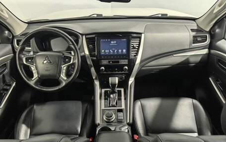 Mitsubishi Pajero Sport III рестайлинг, 2022 год, 4 199 000 рублей, 11 фотография