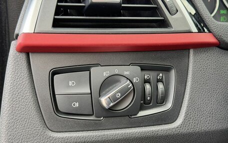 BMW 3 серия, 2019 год, 3 100 000 рублей, 14 фотография