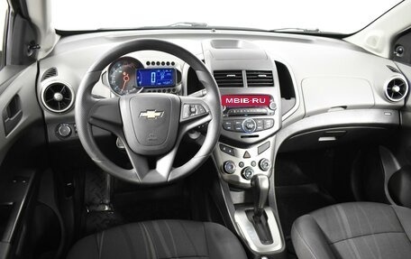 Chevrolet Aveo III, 2014 год, 943 200 рублей, 6 фотография