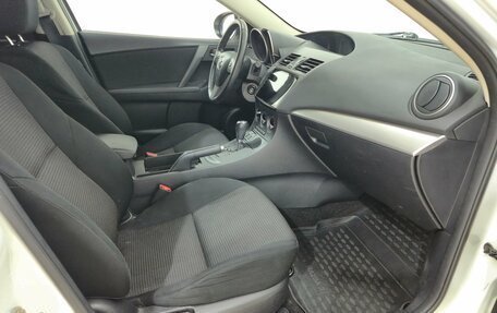 Mazda 3, 2013 год, 1 060 000 рублей, 13 фотография