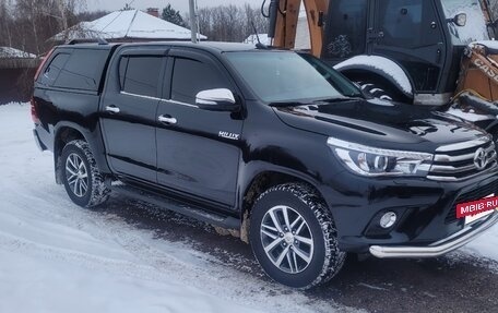 Toyota Hilux VIII, 2016 год, 4 000 000 рублей, 14 фотография