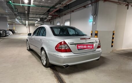 Mercedes-Benz E-Класс, 2008 год, 2 500 000 рублей, 5 фотография