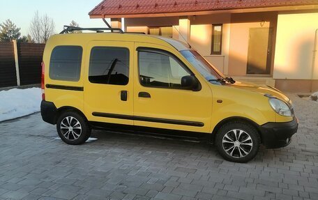 Renault Kangoo II рестайлинг, 2004 год, 320 000 рублей, 6 фотография