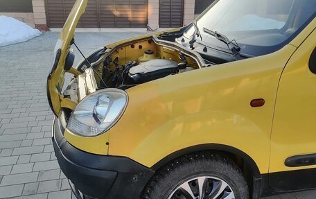 Renault Kangoo II рестайлинг, 2004 год, 320 000 рублей, 28 фотография