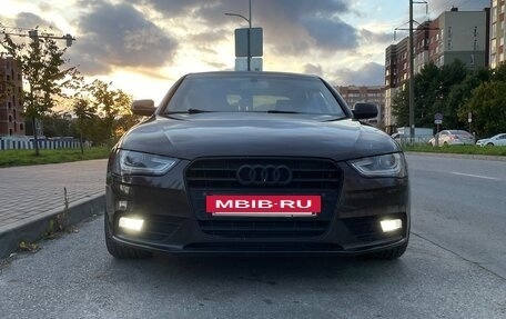 Audi A4, 2012 год, 1 280 000 рублей, 6 фотография