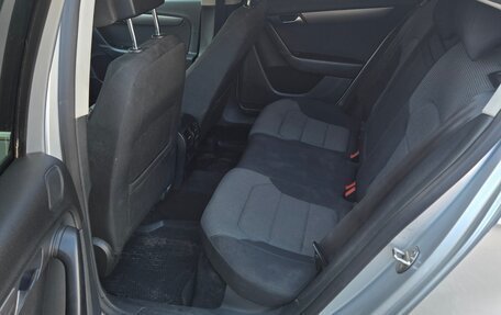 Volkswagen Passat B7, 2011 год, 850 000 рублей, 6 фотография