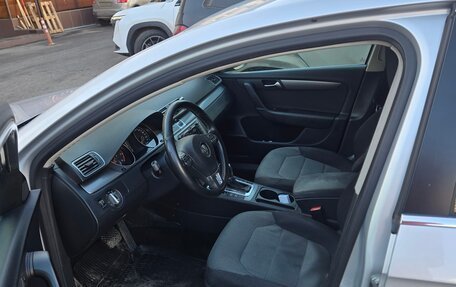 Volkswagen Passat B7, 2011 год, 850 000 рублей, 2 фотография