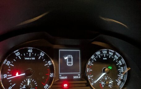 Skoda Octavia, 2014 год, 1 700 000 рублей, 13 фотография