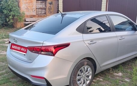 Hyundai Solaris II рестайлинг, 2019 год, 1 650 000 рублей, 2 фотография