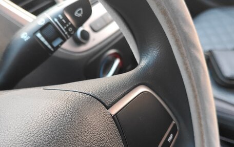 Hyundai Solaris II рестайлинг, 2019 год, 1 650 000 рублей, 14 фотография