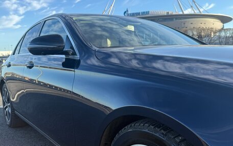 Mercedes-Benz E-Класс, 2016 год, 3 000 000 рублей, 5 фотография