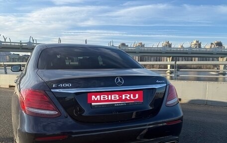 Mercedes-Benz E-Класс, 2016 год, 3 000 000 рублей, 3 фотография