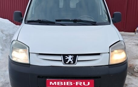 Peugeot Partner II рестайлинг 2, 2011 год, 285 000 рублей, 1 фотография