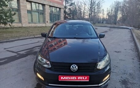 Volkswagen Polo VI (EU Market), 2017 год, 690 000 рублей, 1 фотография