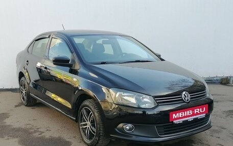 Volkswagen Polo VI (EU Market), 2013 год, 730 000 рублей, 3 фотография