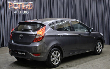 Hyundai Solaris II рестайлинг, 2012 год, 749 000 рублей, 5 фотография