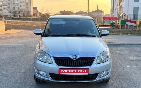 Skoda Fabia II, 2013 год, 895 000 рублей, 3 фотография