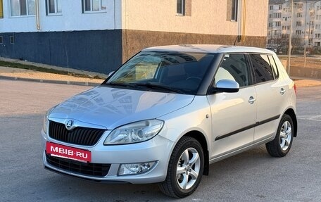 Skoda Fabia II, 2013 год, 895 000 рублей, 4 фотография