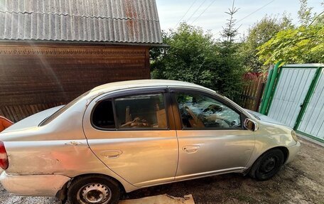 Toyota Platz, 2001 год, 319 000 рублей, 7 фотография