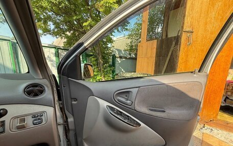 Toyota Platz, 2001 год, 319 000 рублей, 9 фотография