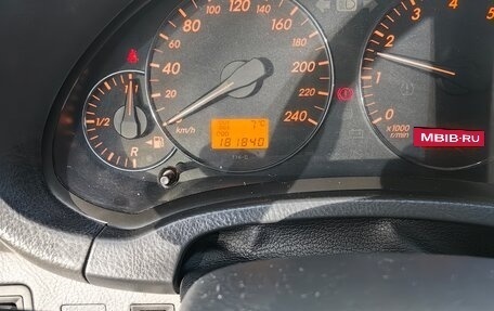 Toyota Avensis III рестайлинг, 2005 год, 500 000 рублей, 7 фотография