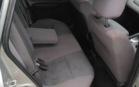 Nissan Wingroad III, 2002 год, 260 000 рублей, 8 фотография