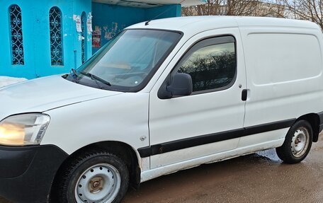 Peugeot Partner II рестайлинг 2, 2011 год, 285 000 рублей, 2 фотография