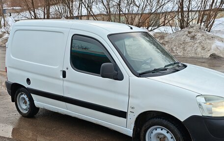 Peugeot Partner II рестайлинг 2, 2011 год, 285 000 рублей, 3 фотография