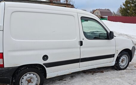 Peugeot Partner II рестайлинг 2, 2011 год, 285 000 рублей, 11 фотография