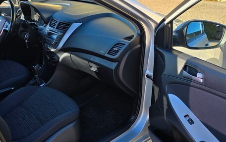 Hyundai Solaris II рестайлинг, 2016 год, 1 075 000 рублей, 17 фотография