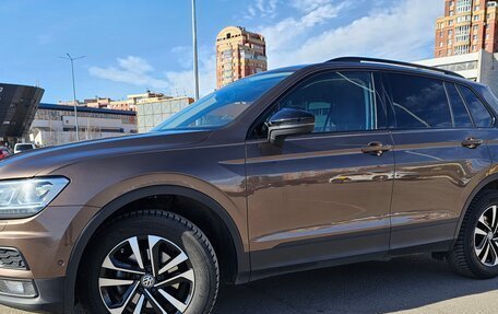 Volkswagen Tiguan II, 2019 год, 2 849 000 рублей, 5 фотография