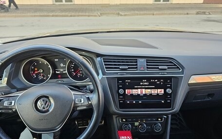 Volkswagen Tiguan II, 2019 год, 2 849 000 рублей, 8 фотография