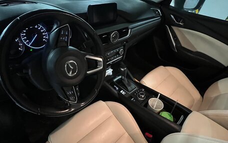 Mazda 6, 2017 год, 1 970 000 рублей, 6 фотография