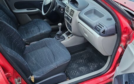 Renault Symbol I, 2002 год, 145 000 рублей, 5 фотография