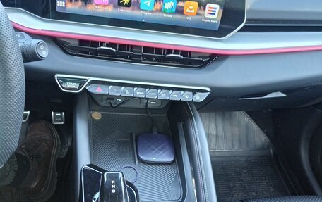 Geely Coolray I, 2024 год, 2 300 000 рублей, 8 фотография