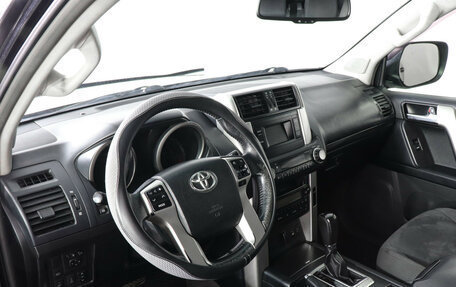 Toyota Land Cruiser Prado 150 рестайлинг 2, 2011 год, 2 450 000 рублей, 7 фотография