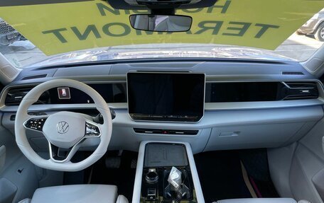 Volkswagen Teramont, 2025 год, 7 100 000 рублей, 9 фотография