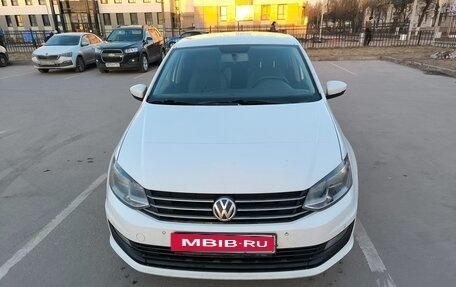 Volkswagen Polo VI (EU Market), 2018 год, 900 000 рублей, 1 фотография