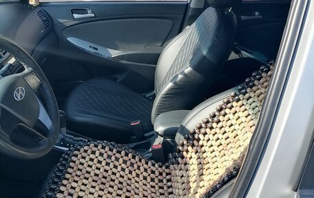 Hyundai Solaris II рестайлинг, 2013 год, 520 000 рублей, 1 фотография