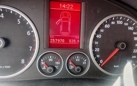 Volkswagen Tiguan I, 2008 год, 820 000 рублей, 1 фотография