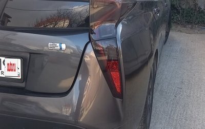 Toyota Prius IV XW50, 2016 год, 1 716 000 рублей, 1 фотография