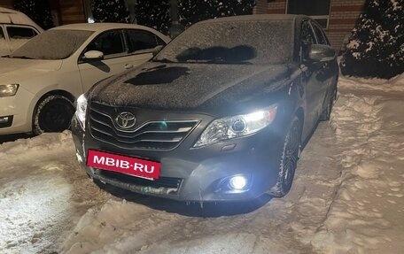Toyota Camry, 2010 год, 1 100 000 рублей, 5 фотография