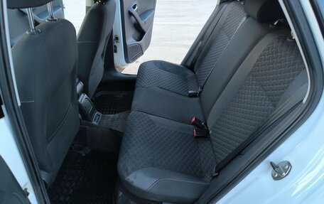 Volkswagen Polo VI (EU Market), 2018 год, 900 000 рублей, 14 фотография