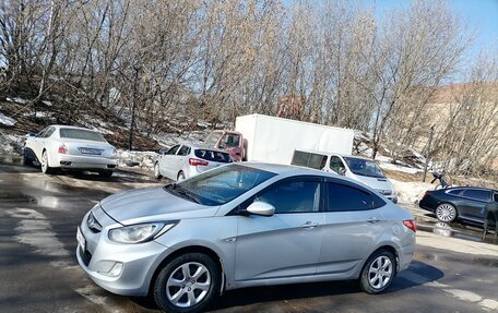 Hyundai Solaris II рестайлинг, 2013 год, 520 000 рублей, 6 фотография